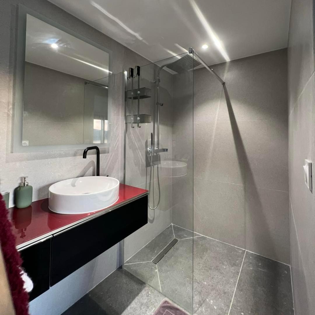 Hotel Aquabella Aiguebelette-le-Lac Zewnętrze zdjęcie